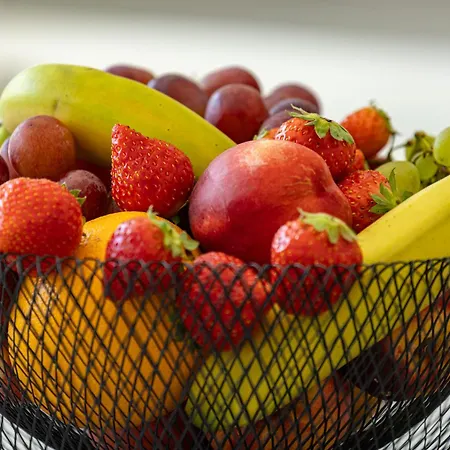 Mika A 5min De La Villa