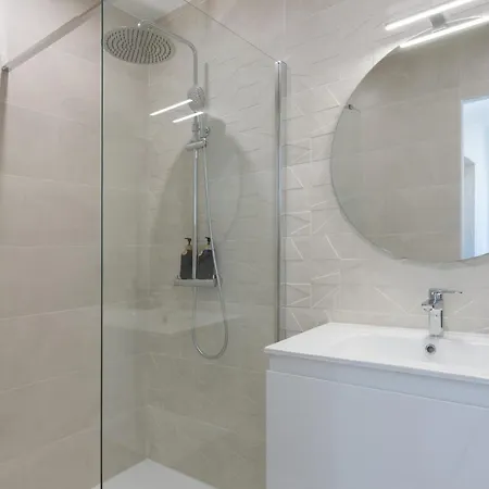 Mika A 5min De La * Sérignan